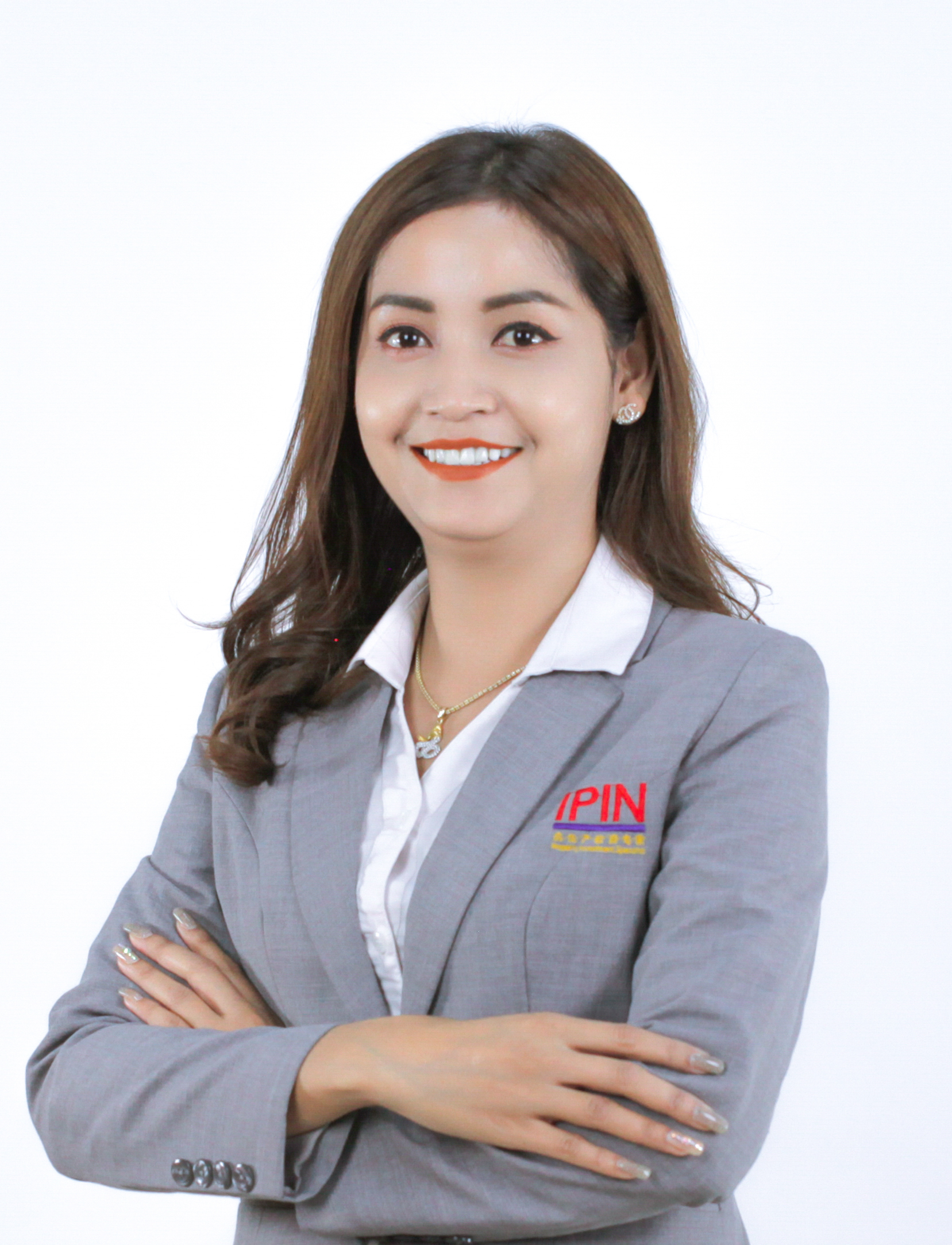 Ms. Chum  Hanna 