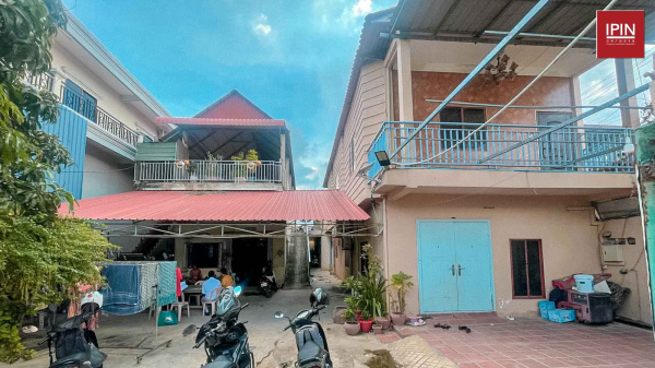 Land-House for sale with 2 flats behind Stung Meanchey Old Market