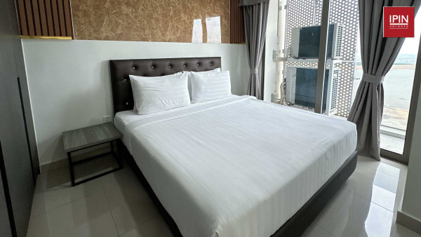 Condo for rent below market price 1,100$/month at Chamkar Mon District, Phnom Penh.